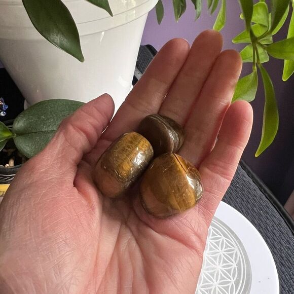 Tiger Eye Crystals Tumbled Stones Set of Three‎ (#1) - Picture 2 of 14